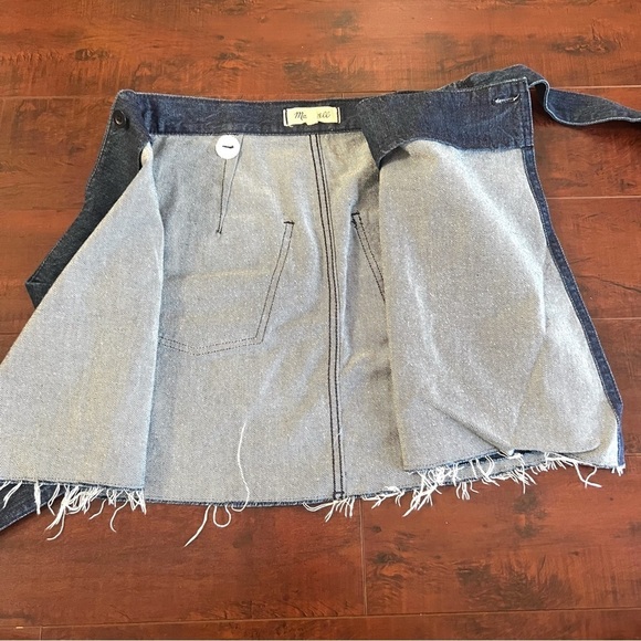 MADEWELL Denim Mini Wrap Jean Skirt Raw Hem Size 0 Blue - Picture 9 of 12